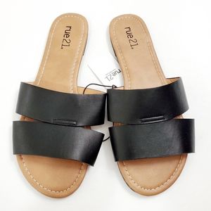 🆕️ Rue 21 Bree Summer Sandals Flats